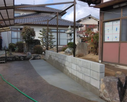 H邸駐車場拡張工事_施工後_02