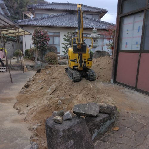 H邸駐車場拡張工事_施工途中_04