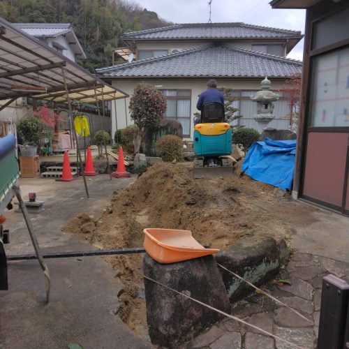 H邸駐車場拡張工事_施工途中_07