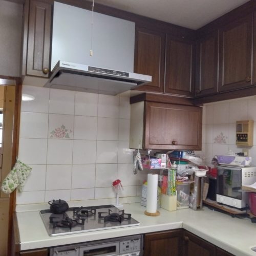 I邸_システムキッチン_施工前03