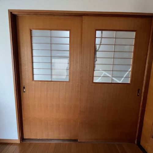 O邸襖ガラス前２