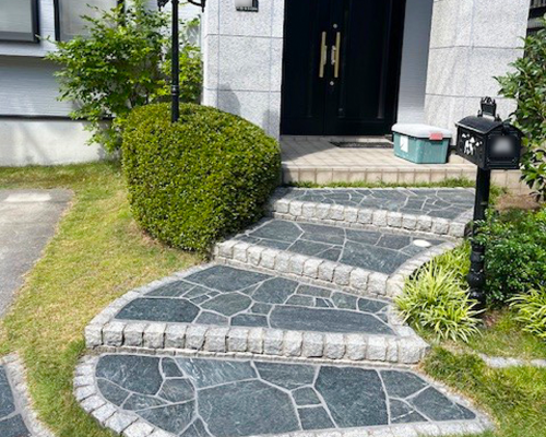 玄関前タイル_広島市東区U邸_アフター01