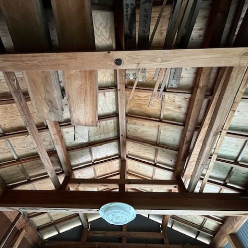 高村納屋屋根１完