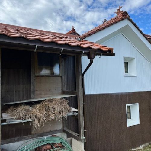 高村納屋屋根４完