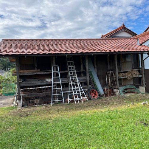 高村納屋屋根５完