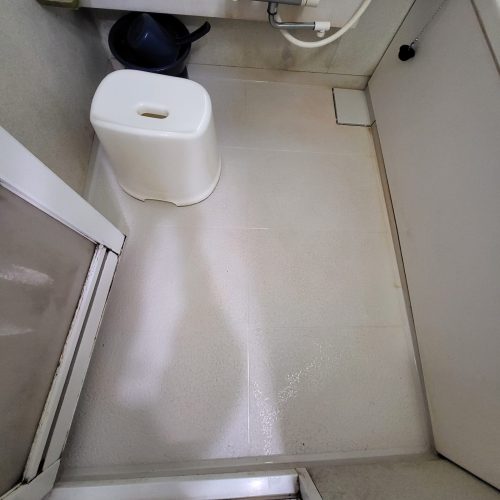 Ｔ邸システムバス前４